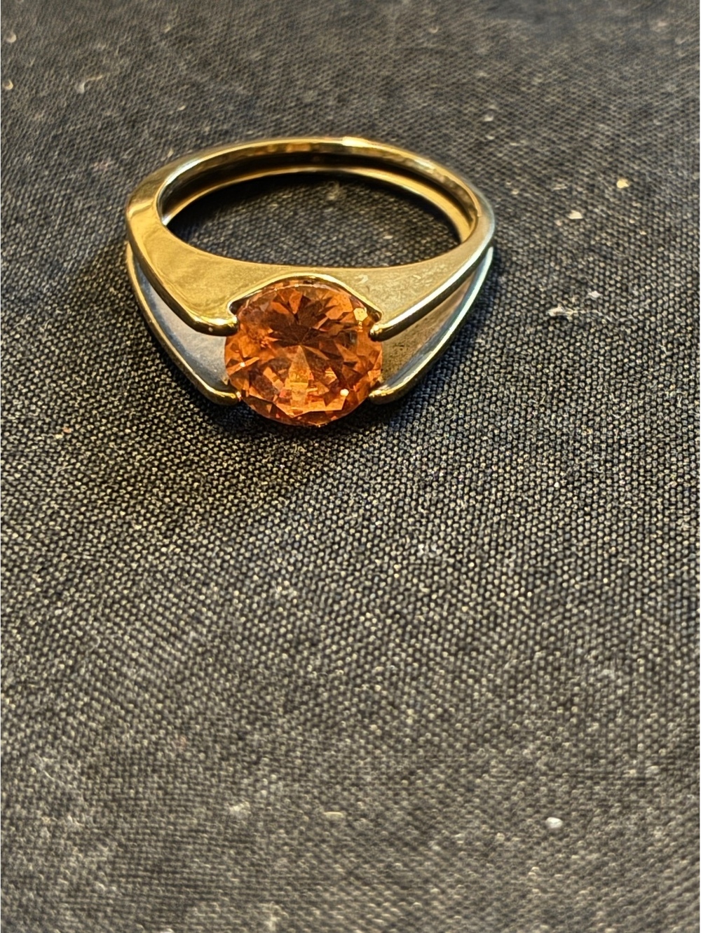 Gold Tone Split Shank Ring Faceted Oval Orange Stone Prong Set Size 6